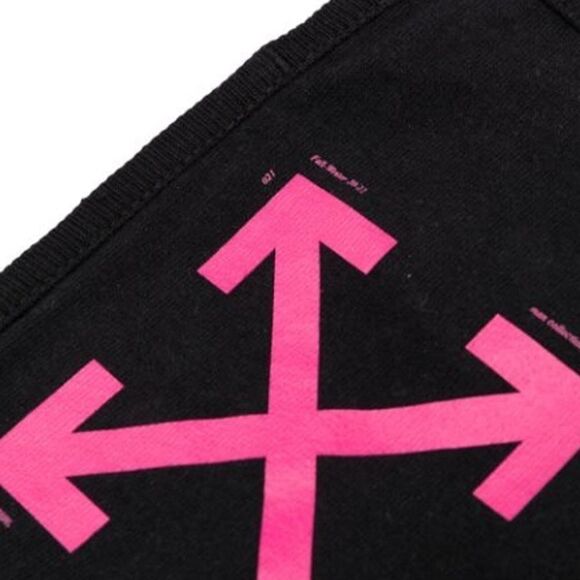 Off-White Black Fuchsia Pink Arrow Motif Unisex Mask NWT - Picture 13 of 16